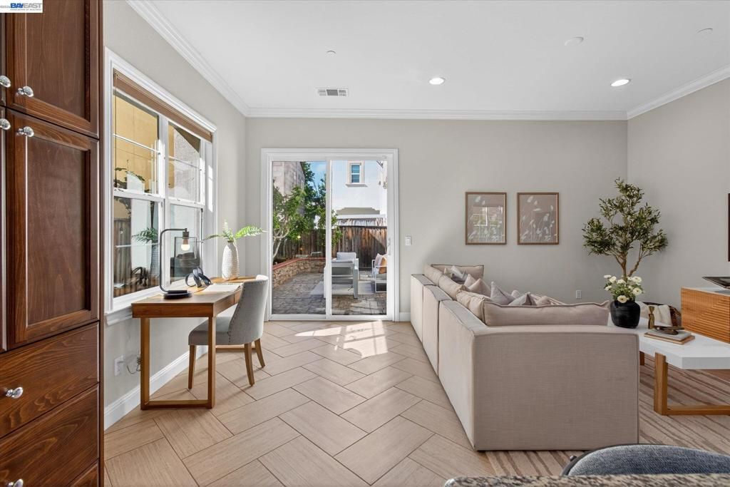 Image 15 of property listing at 3486 Cinnamon Ridge Rd., San Ramon, CA 94582