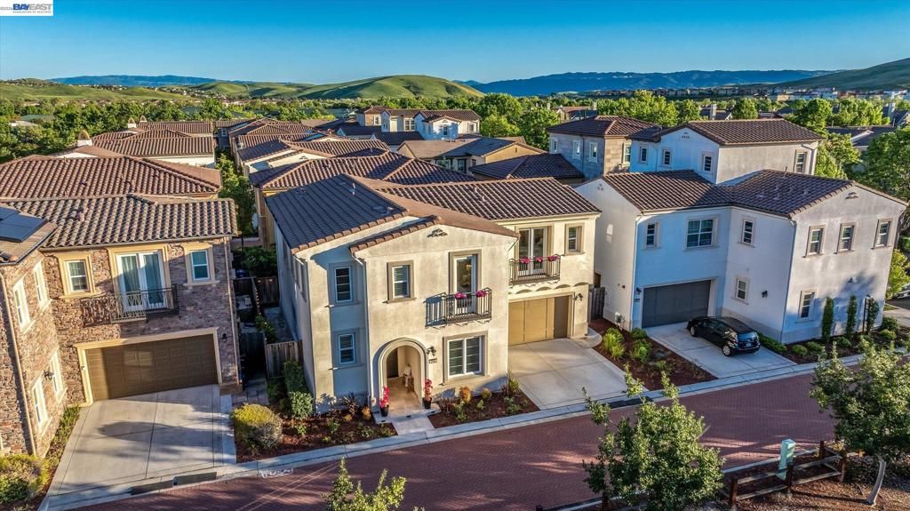 Image 41 of property listing at 3486 Cinnamon Ridge Rd., San Ramon, CA 94582