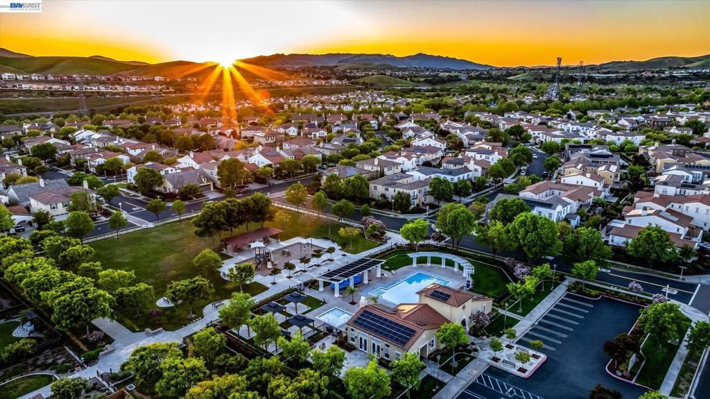 Image 46 of property listing at 3486 Cinnamon Ridge Rd., San Ramon, CA 94582