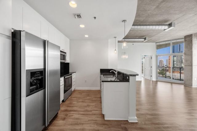 923 Peachtree Street NE 1428, Atlanta, GA 30309