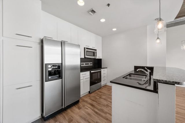 923 Peachtree Street NE 1428, Atlanta, GA 30309