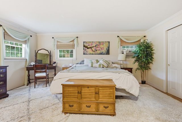 5 Hyder Street, Westborough, MA 01581