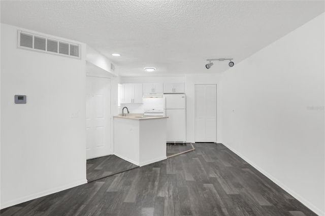 1964 LAKE ATRIUMS CIRCLE 170, Orlando, FL 32839