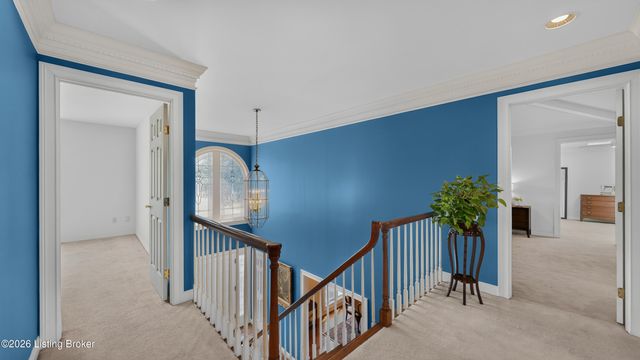 7110 Wood Briar Rd, Louisville, KY 40241