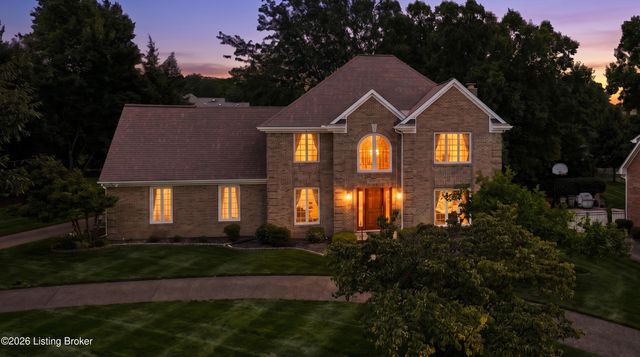 7110 Wood Briar Rd, Louisville, KY 40241