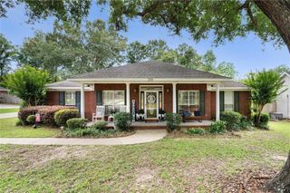 430 Wedgefield Drive S, Mobile, AL 36608