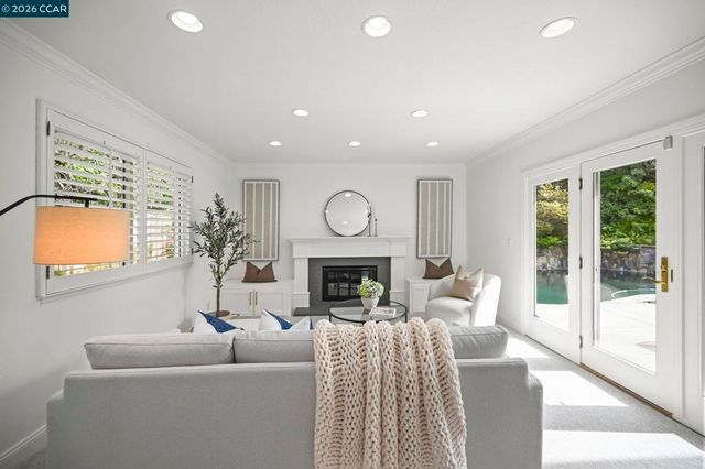 3651 Perada Dr, Walnut Creek, CA 94598