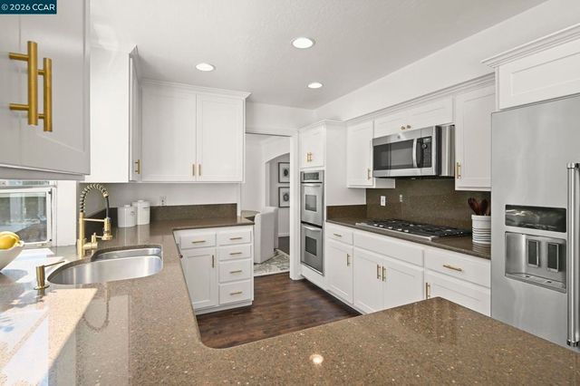 3651 Perada Dr, Walnut Creek, CA 94598