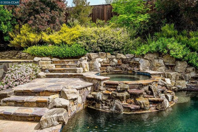 3651 Perada Dr, Walnut Creek, CA 94598