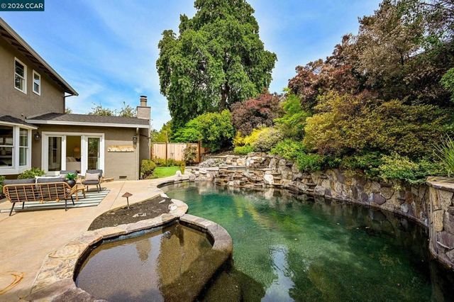 3651 Perada Dr, Walnut Creek, CA 94598