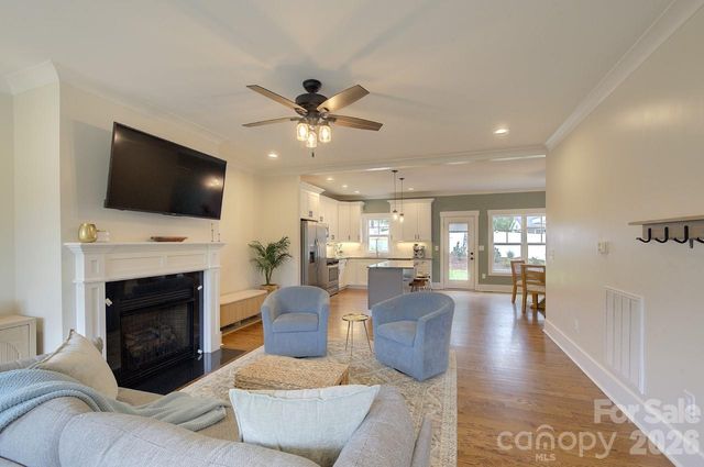 306 Clay Street, Belmont, NC 28012