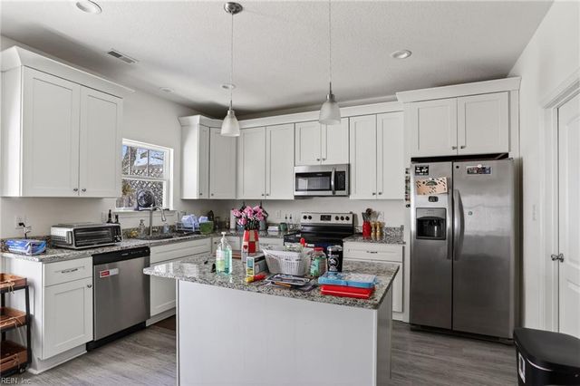 7410 Sewells Point RD, Norfolk, VA 23513