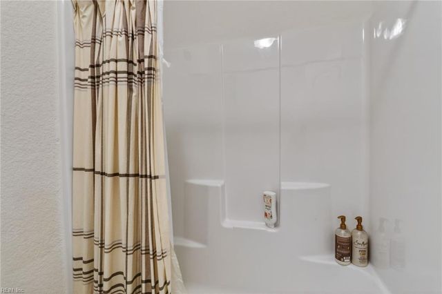 7410 Sewells Point RD, Norfolk, VA 23513