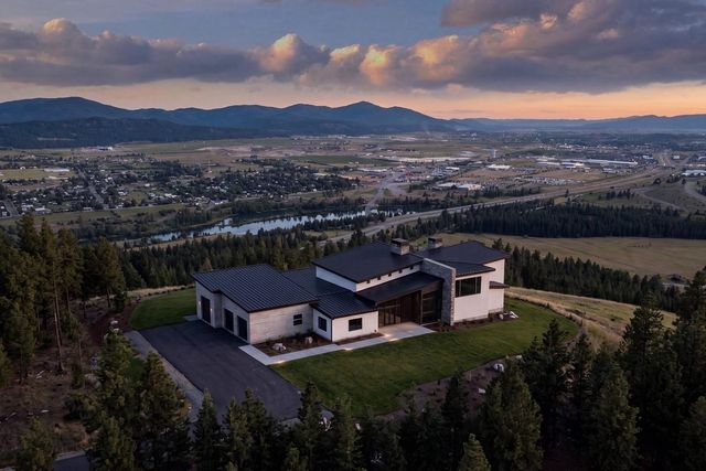 26120 E Appleway Ave, Liberty Lake, WA 99019