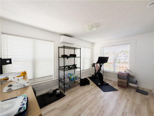 3226 Campbell Street, Kansas City, MO 64109