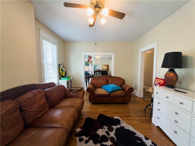 3226 Campbell Street, Kansas City, MO 64109