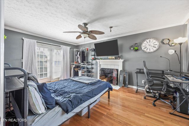 8925 Heathercrest Drive, Powell, TN 37849