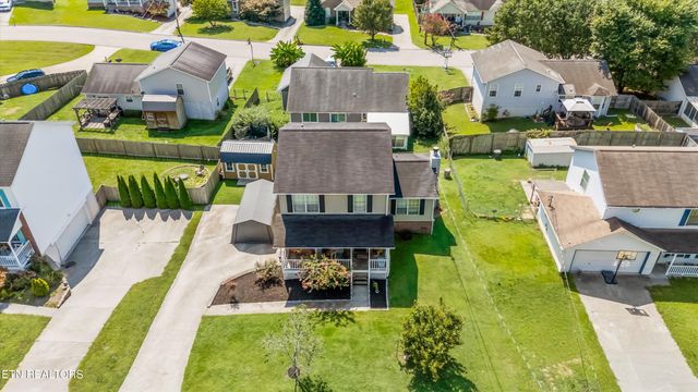 8925 Heathercrest Drive, Powell, TN 37849