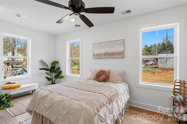 109 Glendale Avenue, Asheville, NC 28803