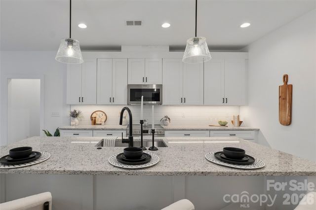 109 Glendale Avenue, Asheville, NC 28803