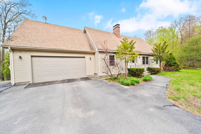 10 Avon Shores Road, Moultonborough, NH 03254