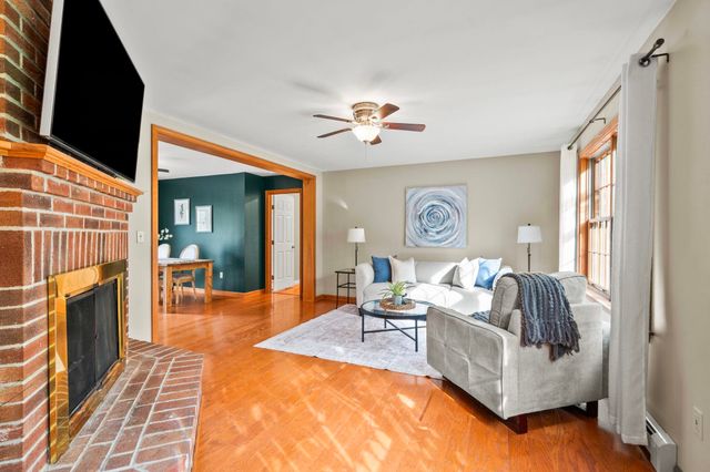 10 Avon Shores Road, Moultonborough, NH 03254