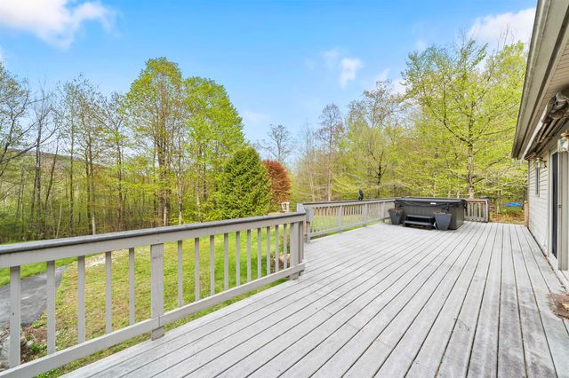 10 Avon Shores Road, Moultonborough, NH 03254