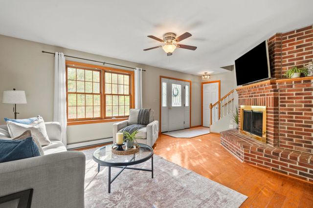 10 Avon Shores Road, Moultonborough, NH 03254