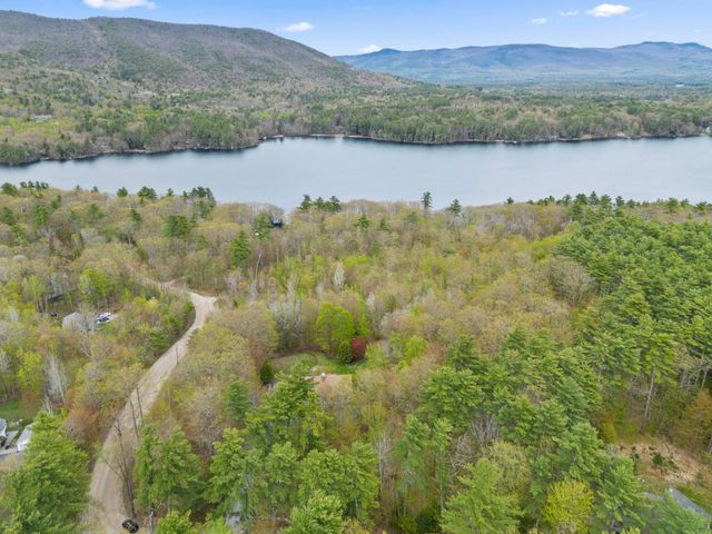 10 Avon Shores Road, Moultonborough, NH 03254