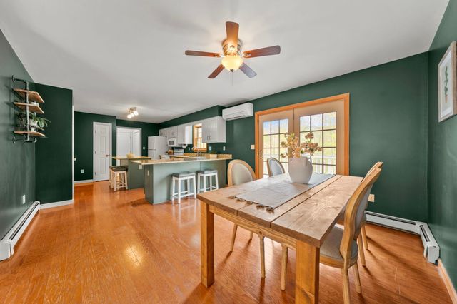 10 Avon Shores Road, Moultonborough, NH 03254