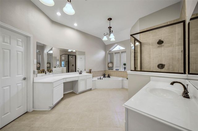 618 Wellington Point, Houston, TX 77094