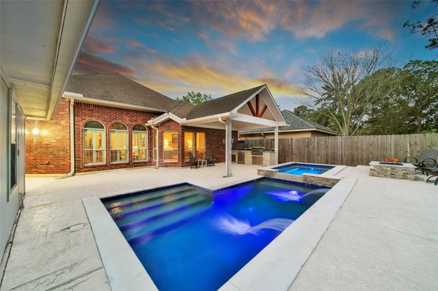 618 Wellington Point, Houston, TX 77094