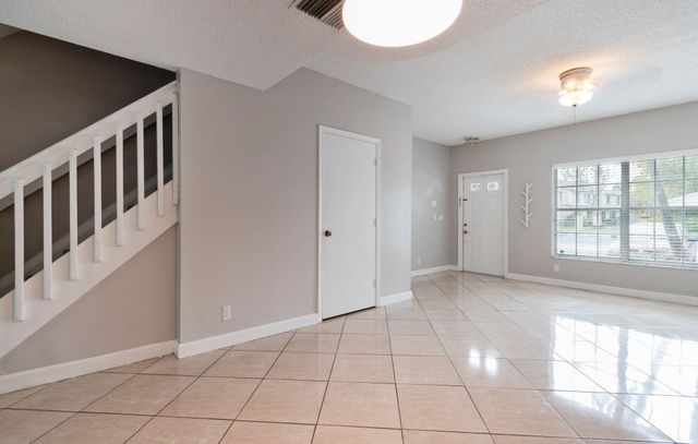 16721 Hemingway Drive, Weston, FL 33326