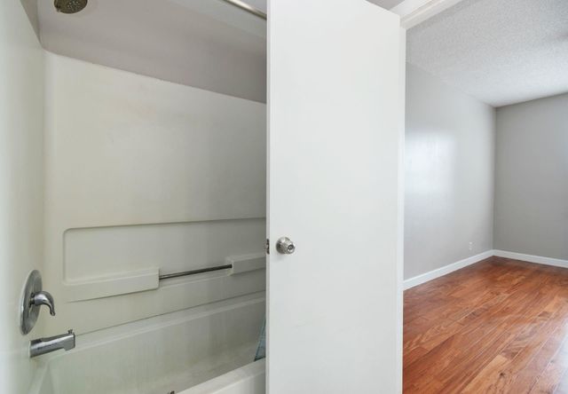 16721 Hemingway Drive, Weston, FL 33326