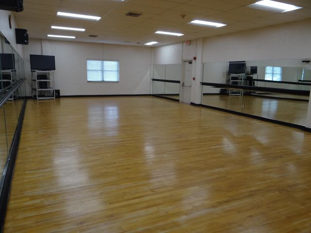 16721 Hemingway Drive, Weston, FL 33326