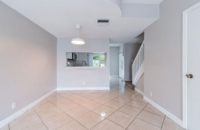 16721 Hemingway Drive, Weston, FL 33326