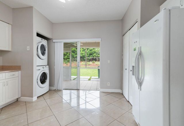 16721 Hemingway Drive, Weston, FL 33326