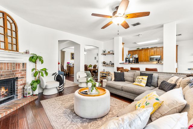 121 Sage Canyon, Boerne, TX 78006