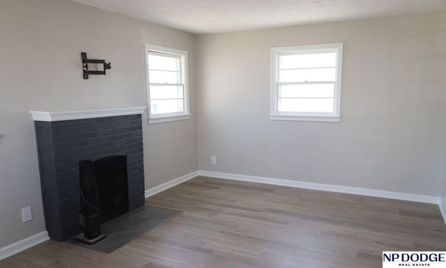 4845 Leighton Avenue, Lincoln, NE 68504