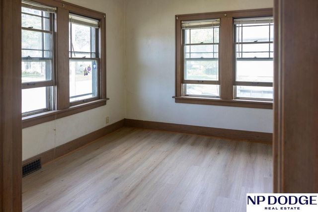 4845 Leighton Avenue, Lincoln, NE 68504