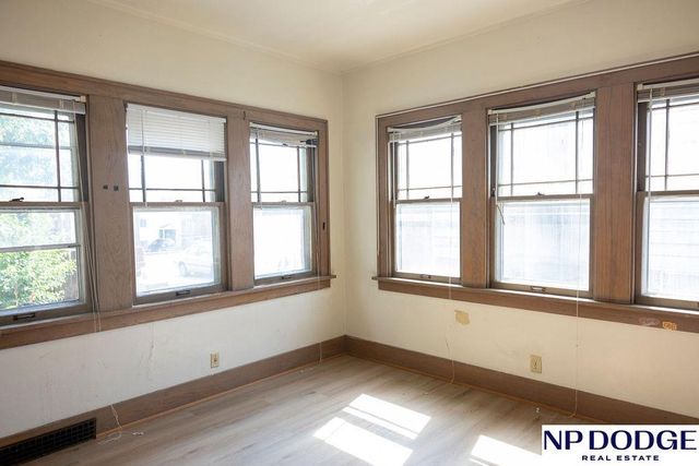 4845 Leighton Avenue, Lincoln, NE 68504