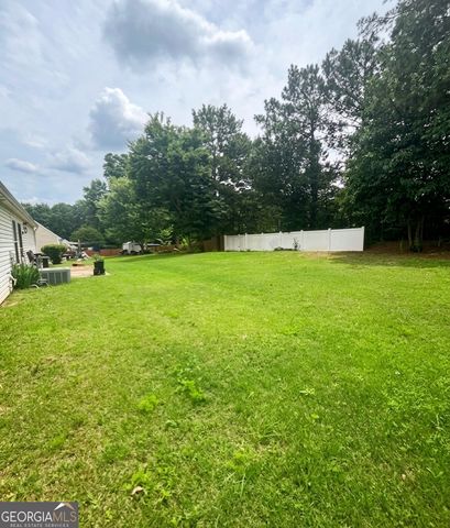 2759 Holly Berry Drive, Ellenwood, GA 30294