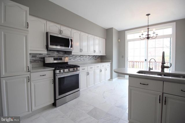 6423 LITTLE POTTERS LN, Alexandria, VA 22310