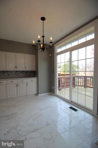 6423 LITTLE POTTERS LN, Alexandria, VA 22310