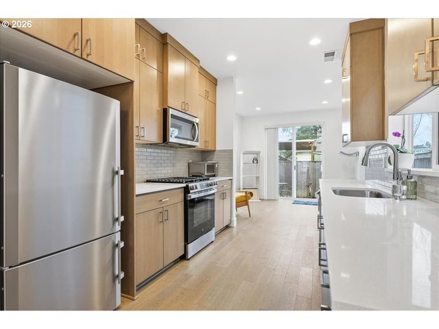 4820 Se 75TH Ave, Portland, OR 97206