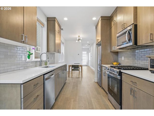 4820 Se 75TH Ave, Portland, OR 97206