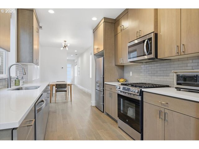 4820 Se 75TH Ave, Portland, OR 97206