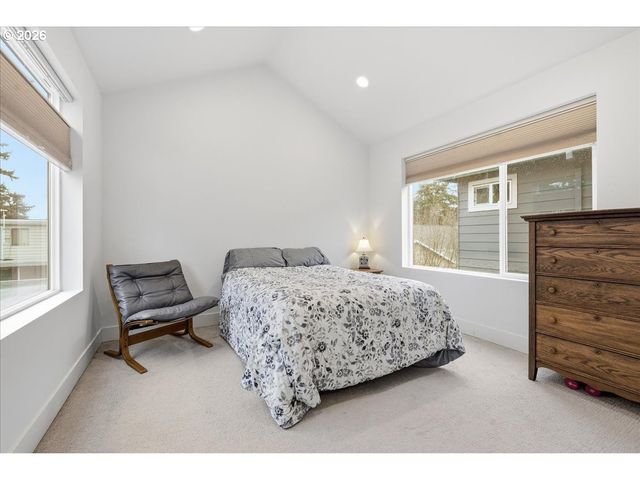 4820 Se 75TH Ave, Portland, OR 97206