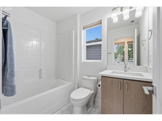 4820 Se 75TH Ave, Portland, OR 97206