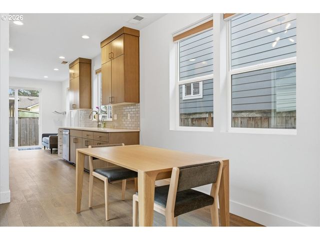 4820 Se 75TH Ave, Portland, OR 97206